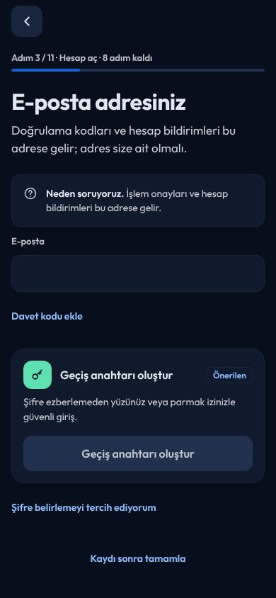 CoinCenter uygulaması: kayıt, e-posta adımı