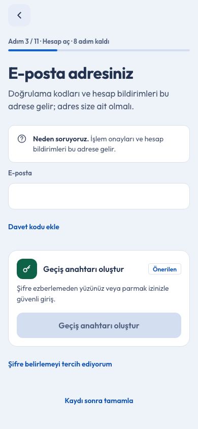 CoinCenter uygulaması: kayıt, e-posta adımı