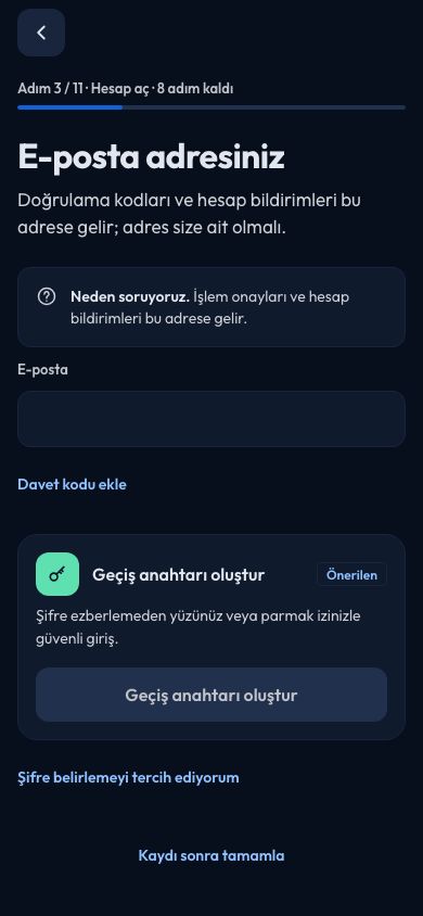 CoinCenter uygulaması: kayıt, e-posta adımı